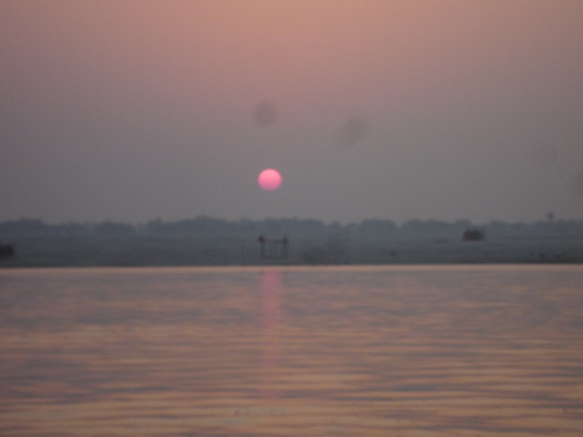 Sunrise - Bank of river Ganga73